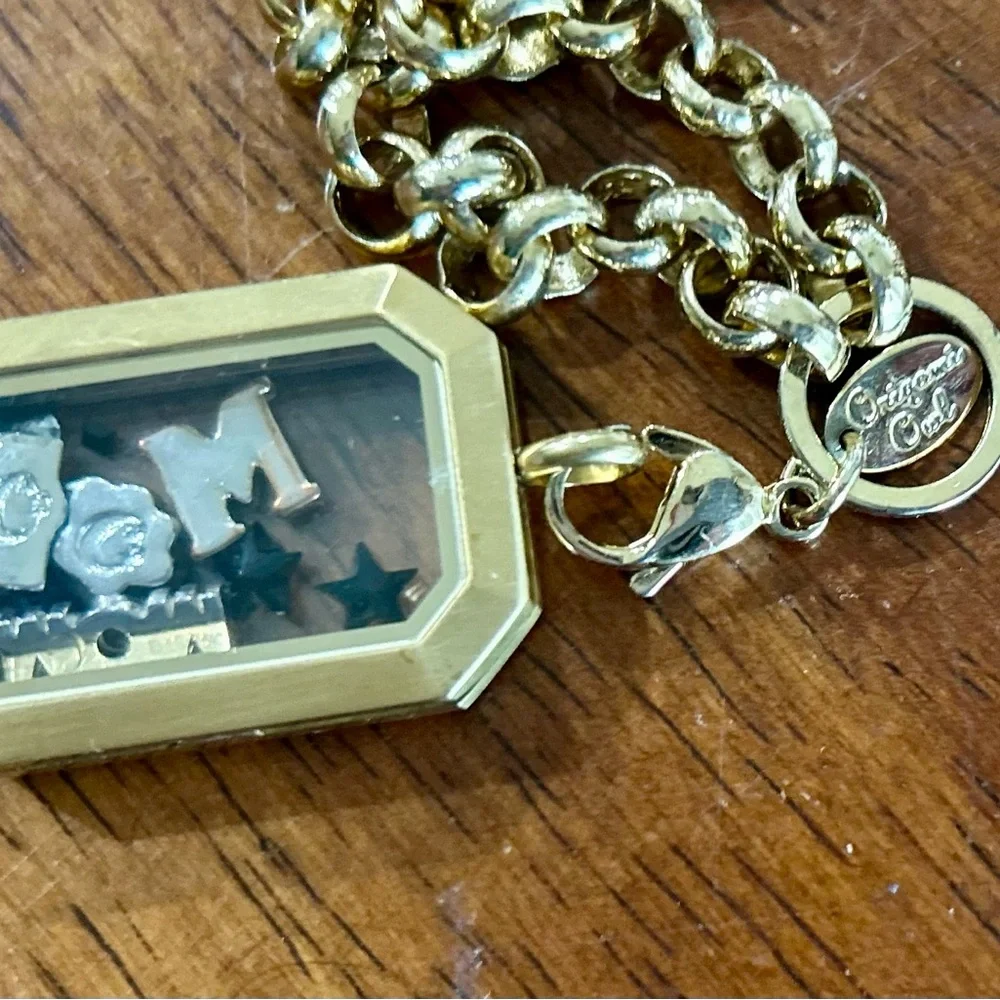 Origami Owl Gold Necklace with Mom Locket - Picture 4 of 4